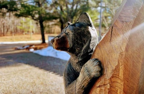Lake Ann House | The Bears Den- Sleeping Bear Resort in Lake Ann Michigan