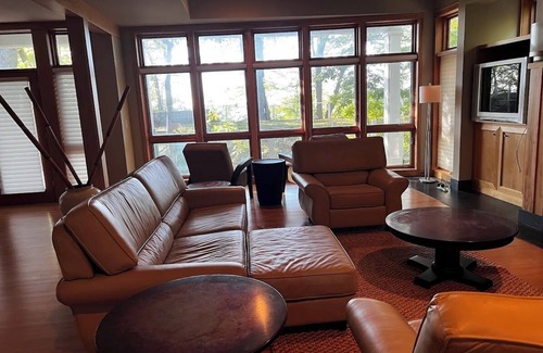 Lake Michigan Beach Apartment | The beautiful beach front home