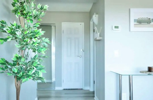 Glendale Apartment | The Beauty Of Hollywood