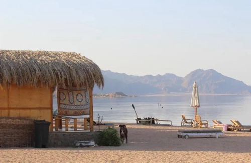 Nuweiba House | The Bedouin Life with Eid Ali - Deluxe two Twin bed Villa 2