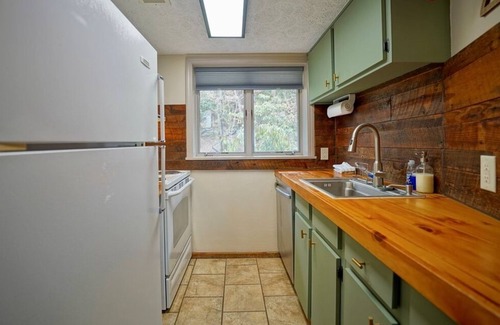 Beech Mountain Condo | The Beech Club - Breathtaking Views! Pet Friendly!
