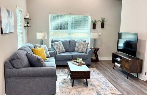 Benton House | The Benton Bungalow