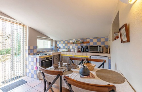 Le Castellet Bed & Breakfast | The Bergerie du Moulin du Bicail offers an authentic, peaceful setting.