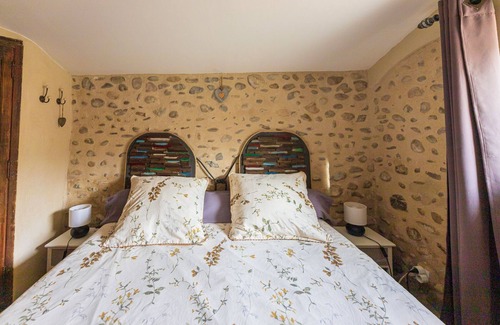 Le Castellet Bed & Breakfast | The Bergerie du Moulin du Bicail offers an authentic, peaceful setting.