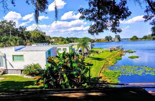 Northwest Orlando House | The Bermuda · The Bermuda- Unique Tiny Home with Lakefront View