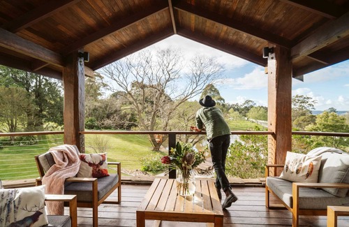 Jaspers Brush House | 'The Berry Lake House' - Private Luxury Estate