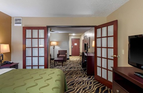 Addison House | The Best Choice for Your Next Intimate Getaway!