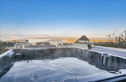 Westleigh House | The best in Westward Ho - last minute deals be quick