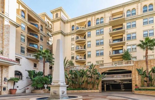 Los Angeles Apartment | The Best of What Downtown L.A. Has To Offer