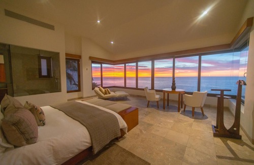 San Jose del Cabo Villa | The best spot for whale watching, with private beach.