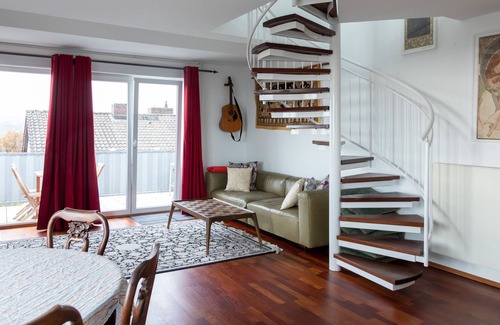 Hofheim am Taunus Apartment | The Beverly Hills of Frankfurt: The Penthouse