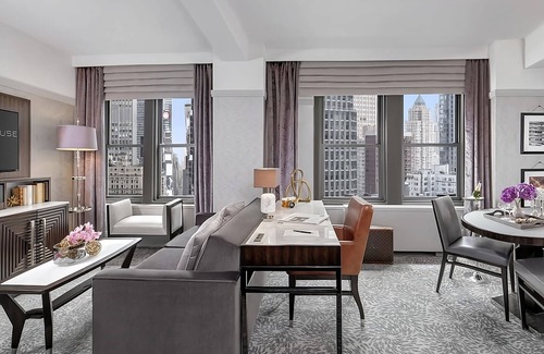 Central Park South Hotel | The Big Apple Just Outside The Door! 3 Great Units, Bike Rental, Pet-Friendly