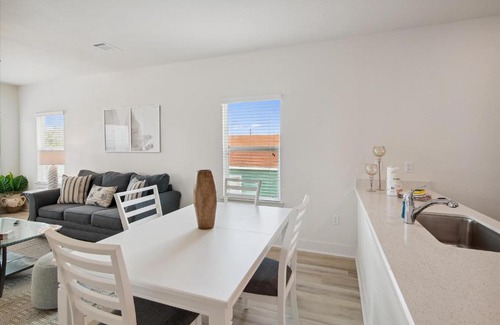 Galveston House | The Big Blue House