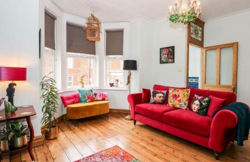 Hunstanton House | The Bird House