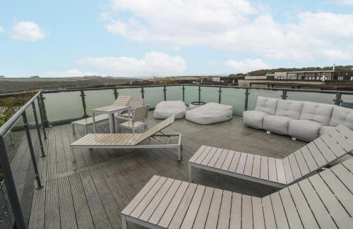 Portreath House | The Black Barnacle