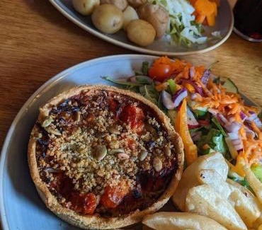Blyton Hotel | The Black Horse Inn