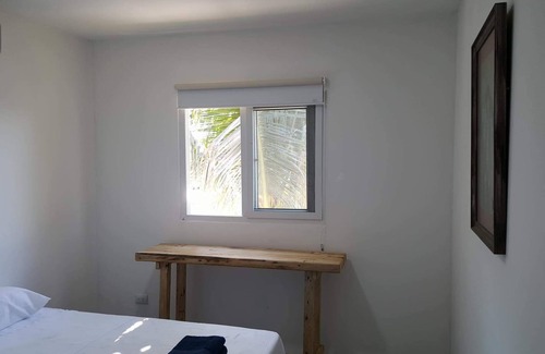 Monterrico Hotel | The Black Sand Beachhouse is a wonderful place right at the beach!