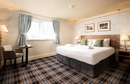 Helmsley Hotel | The Black Swan - The Inn Collection Group
