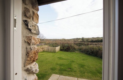 Amroth Cottage | The Blacksmiths - Luxury Cottage, Country Views