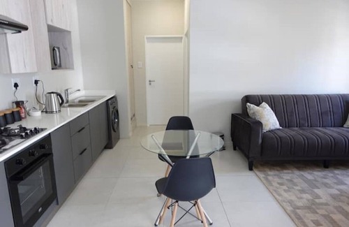 Greater Johannesburg Metropolitan Area Apartment | The Blissful Abode
