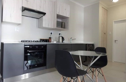 Greater Johannesburg Metropolitan Area Apartment | The Blissful Abode
