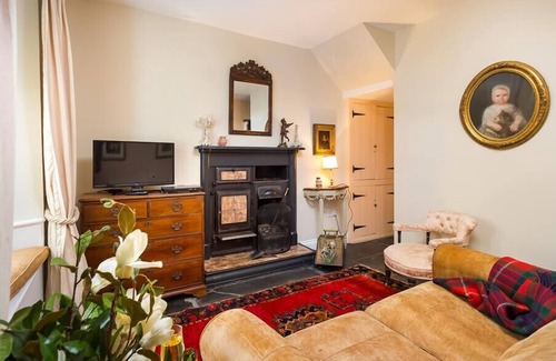Troutbeck Bridge Cottage | THE BLITHE HARE, pet friendly, with open fire in Troutbeck Bridge