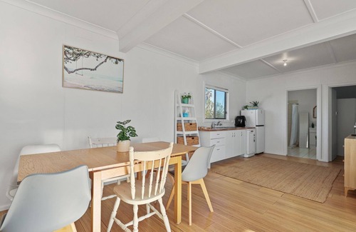 Goolwa South House | The Blue Bunyip - 3 Bunyip St