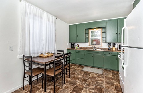 Fargo House | The Blue Cottage Blocks from NDSU - Furnished & Ready For You!