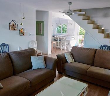 Cabo de Palos House | The Blue Family House
