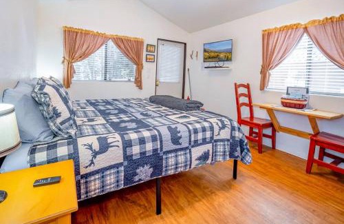 Bayfield House | The Blue Fox Cabin #8 at Blue Spruce RV Park & Cabins