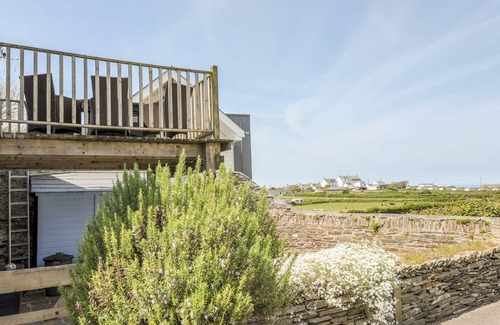 Tintagel Cottage | THE BLUE HOUSE, family friendly, with open fire in Tintagel