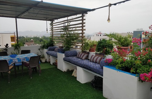 Bedla Apartment | The Blue House Ground Apartment W/Rooftop Garden