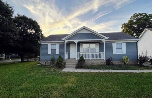 Murfreesboro House | The Blue House
