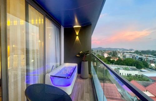 Phuket Hotel | The Blue Mavi Hotel