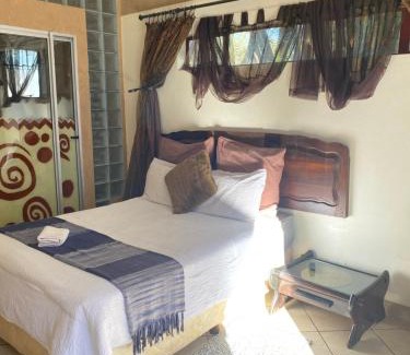 Phalaborwa Apartment | The blue room