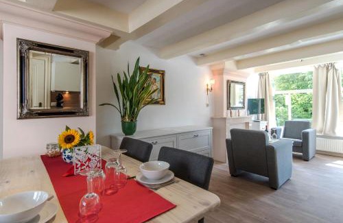 Grachtengordel-Zuid House | The Blue Stairs