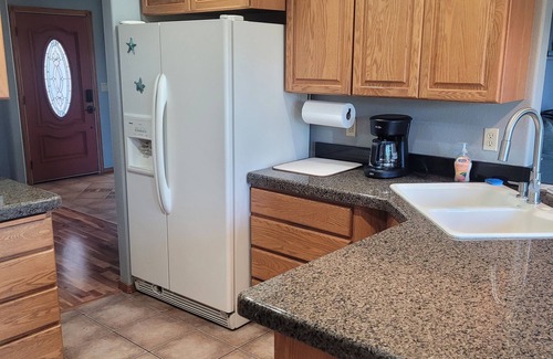 Brookings House | The Blueberry House. A spacious 2 story, 3 bedroom, 2.5 bath home in Brookings.