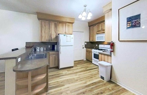 Heritage Apartment | The Bluebonnet