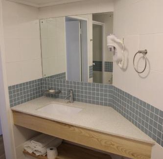 Gordons Bay Central Apartment | The Boardwalk Accommodation