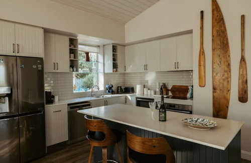Squeaking Point House | The Boat House Retreat Squeaking Point
