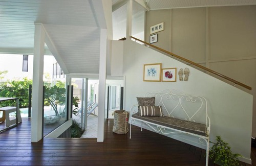 Nelly Bay House | The Boathouse