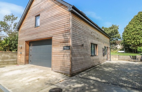 Tenby Cottage | THE BOATHOUSE, family friendly, luxury holiday cottage in Tenby