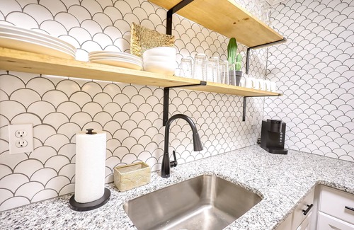 Covington House | The Bohemian- 1/2 mi from the Covington Square