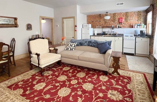 Rolla Apartment | The Bookend Loft Above Perched above historic Pine Street in downtown Rolla