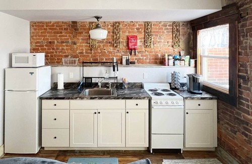 Rolla Apartment | The Bookend Loft Above Perched above historic Pine Street in downtown Rolla