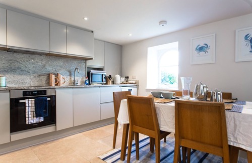 Salcombe Apartment | The Booty