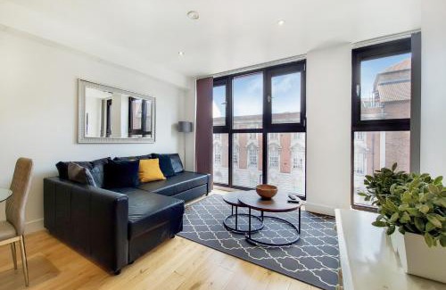 Cathedrals Apartment | The Borough Collection near London Bridge and Borough Market - by Short Stories London