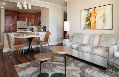 Las Vegas Condo | The Boulevard, a Hilton Grand Vacations Club - 2 Bedroom - 2LO