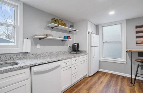 Shelby Park House | The Bourb-Inn|3 Bed|Shelby Park