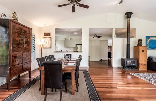 Doonan House | The Bower, private & tranquil setting